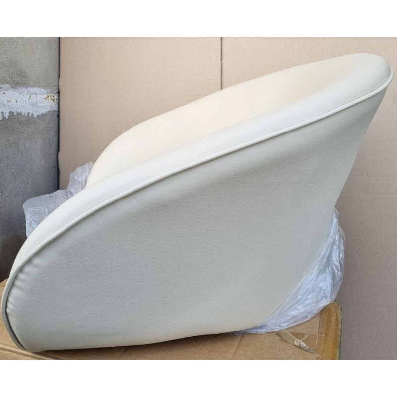 Крісло Мурат К з екошкіри з регулюванням по висоті, м'яке бежеве Мурат К